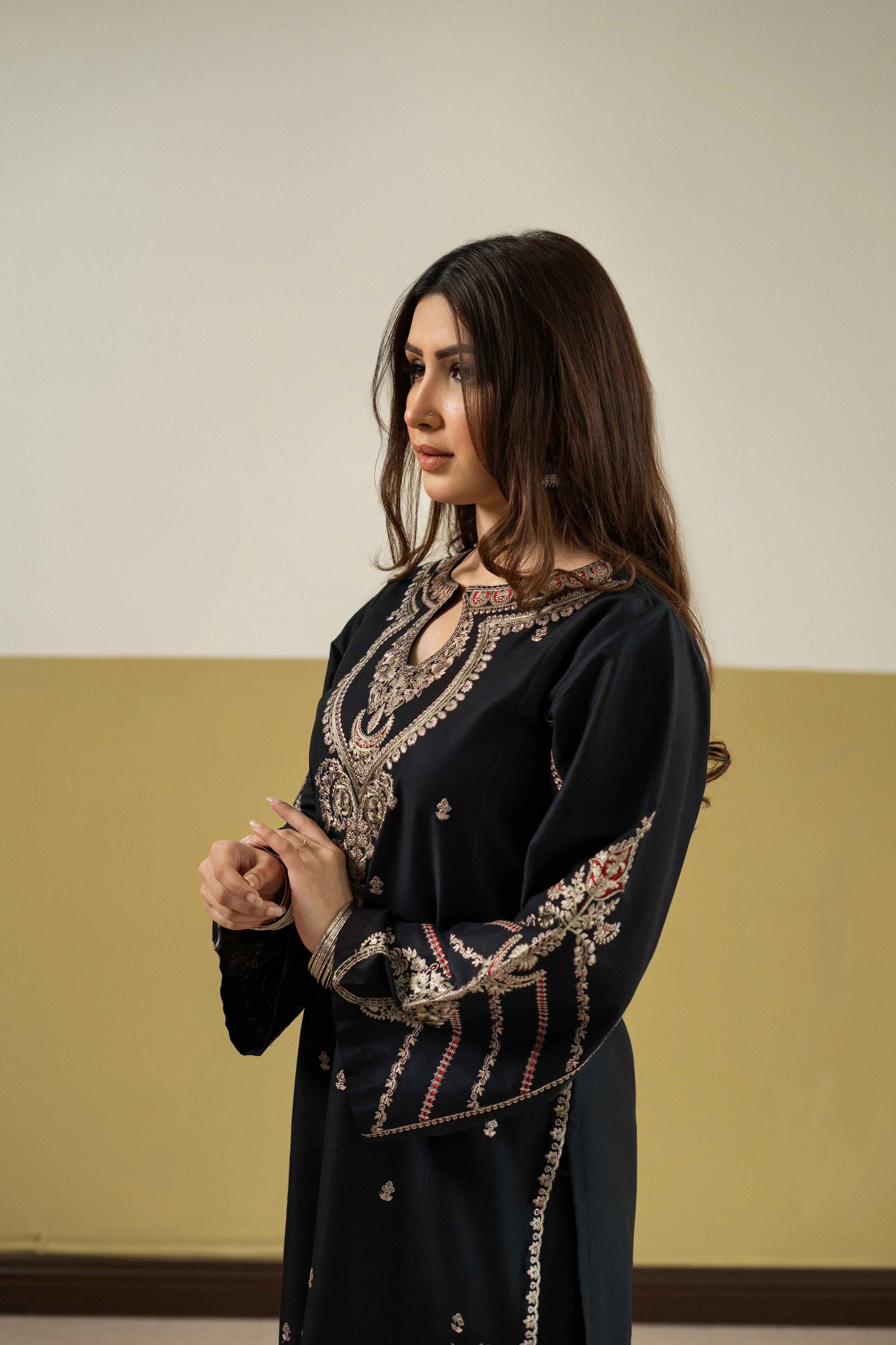 ASH NOOR - Image 7