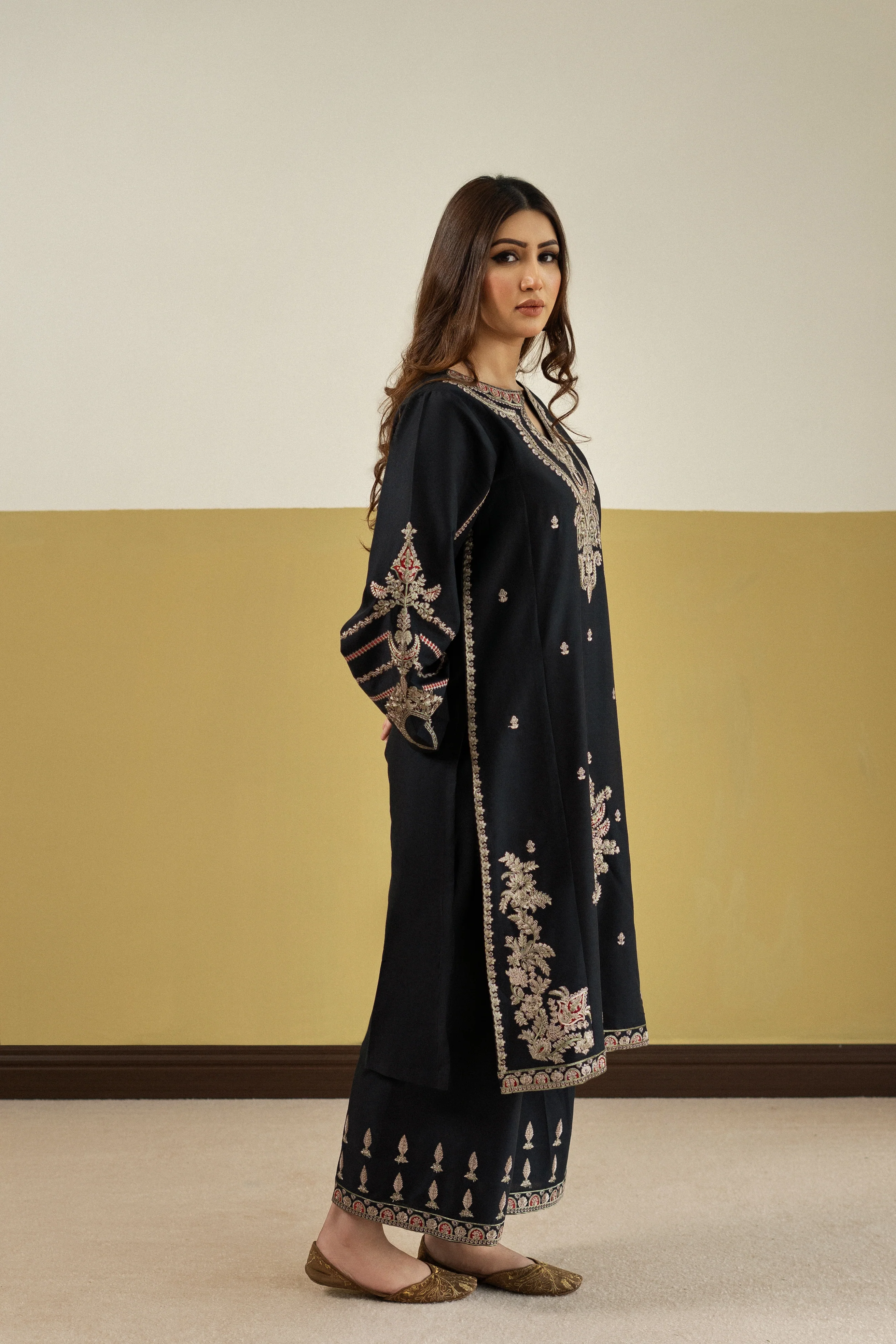 ASH NOOR - Image 8