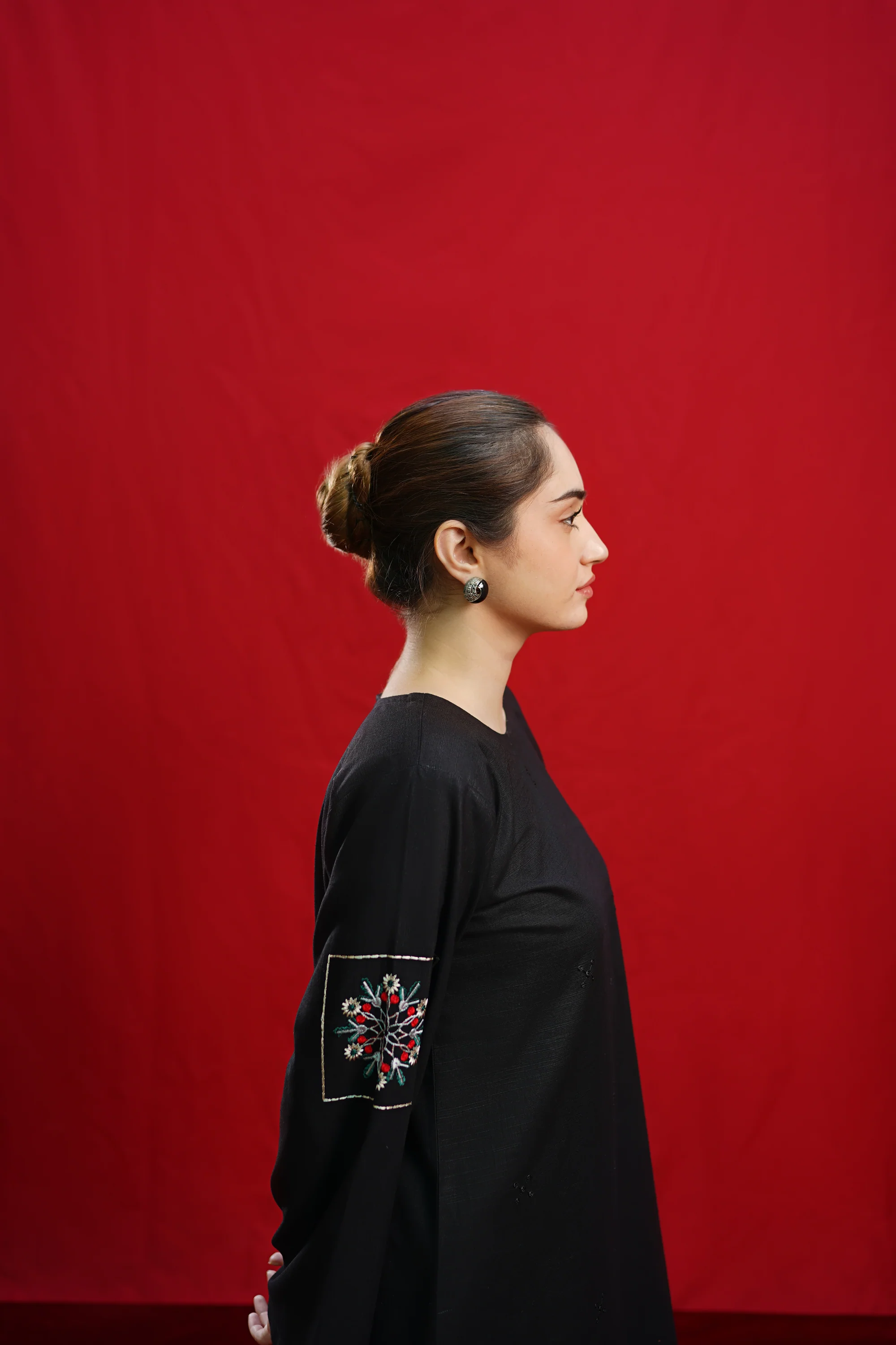 AZARI - Image 4