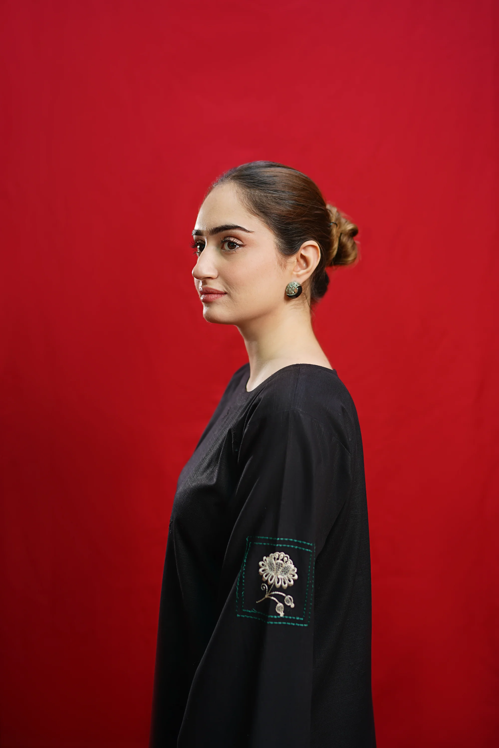 AZARI - Image 6
