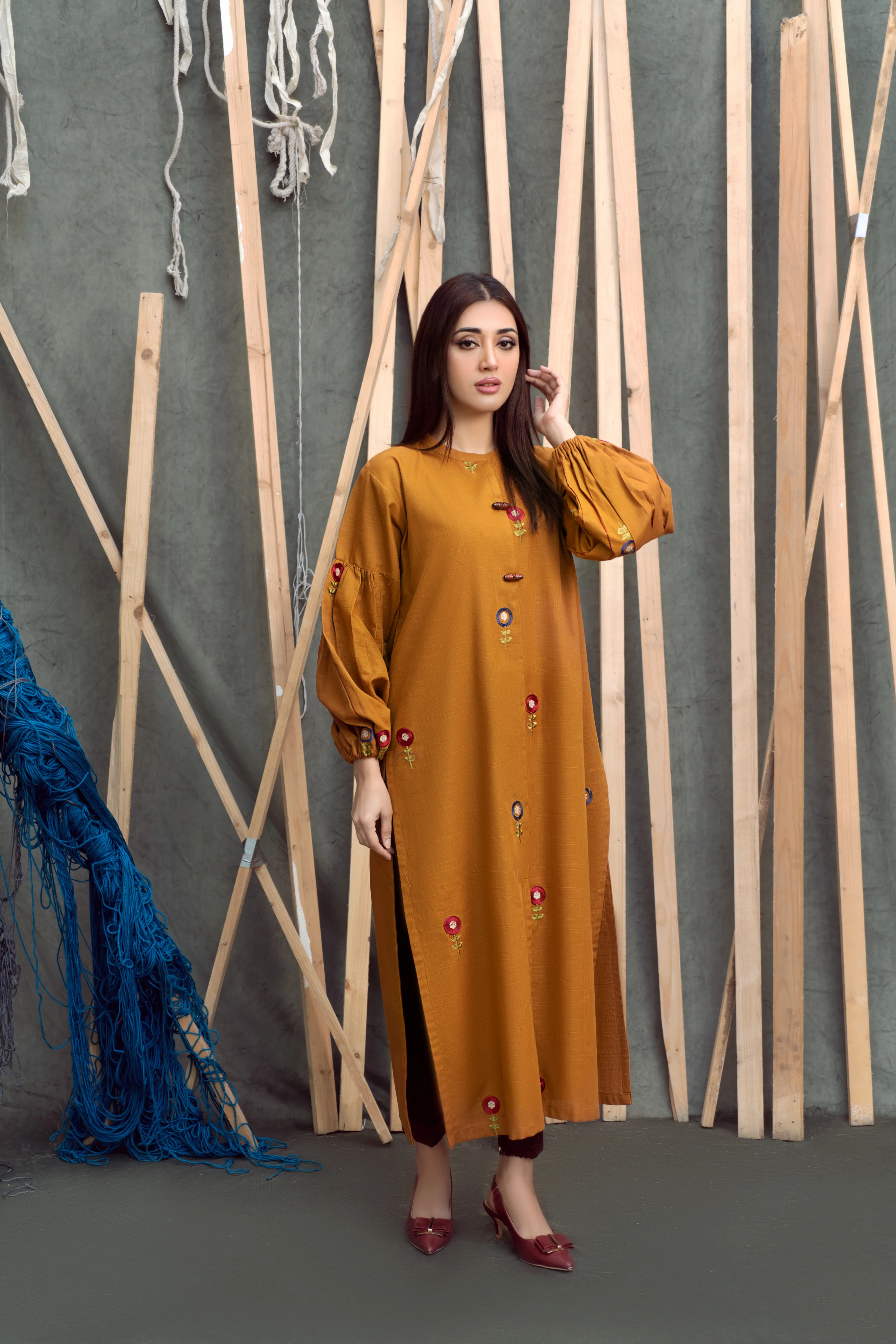 CHIC CONTRAST - Image 5