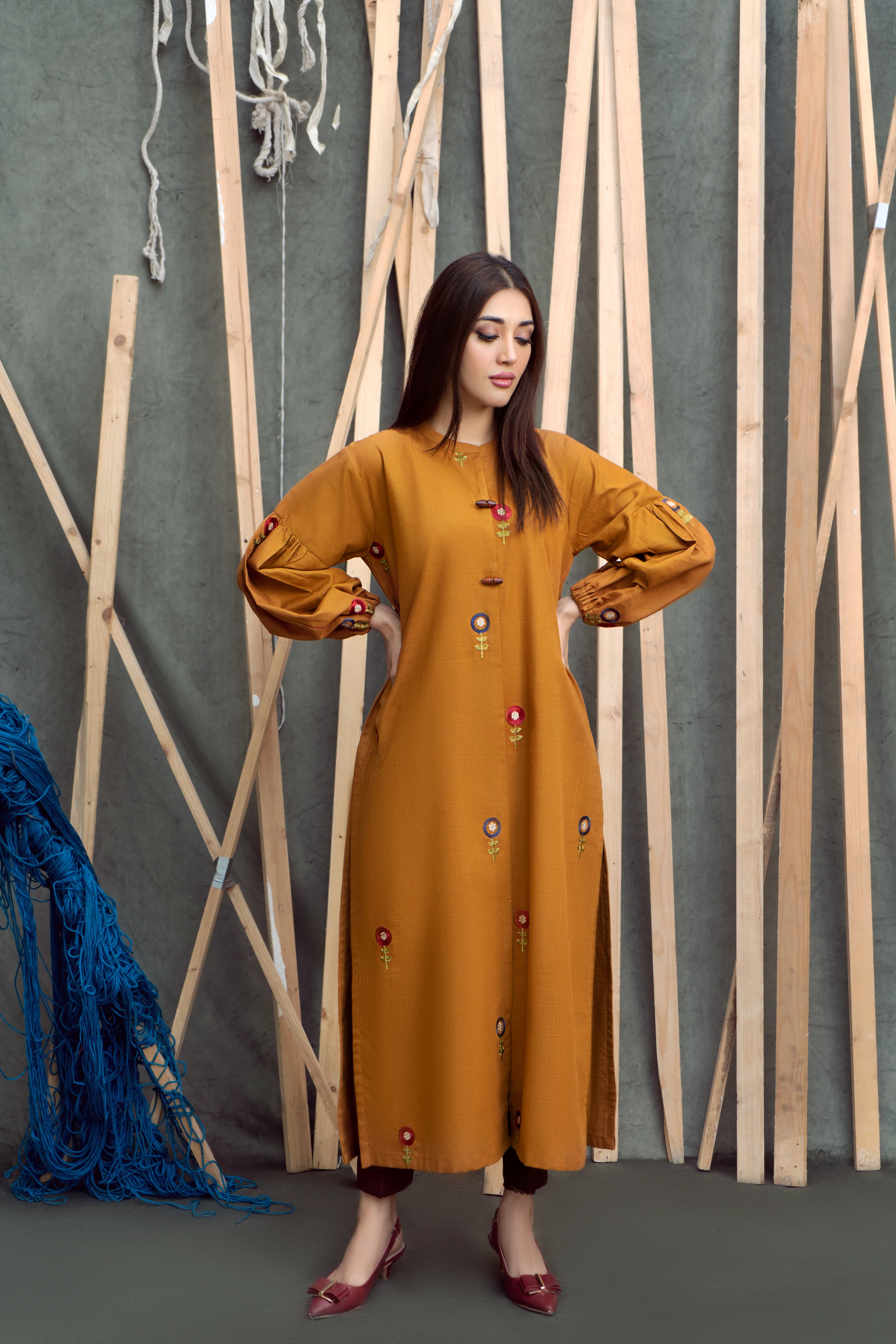 CHIC CONTRAST - Image 8