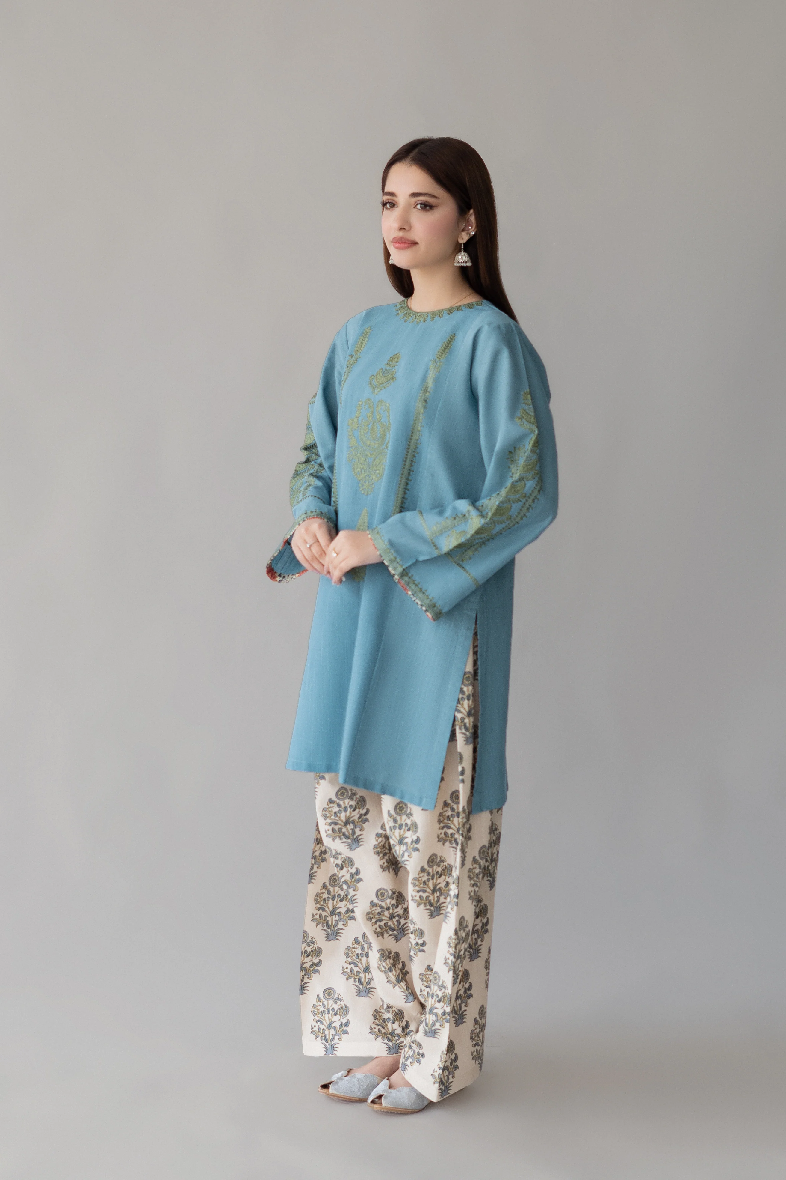 CRANE - Image 8