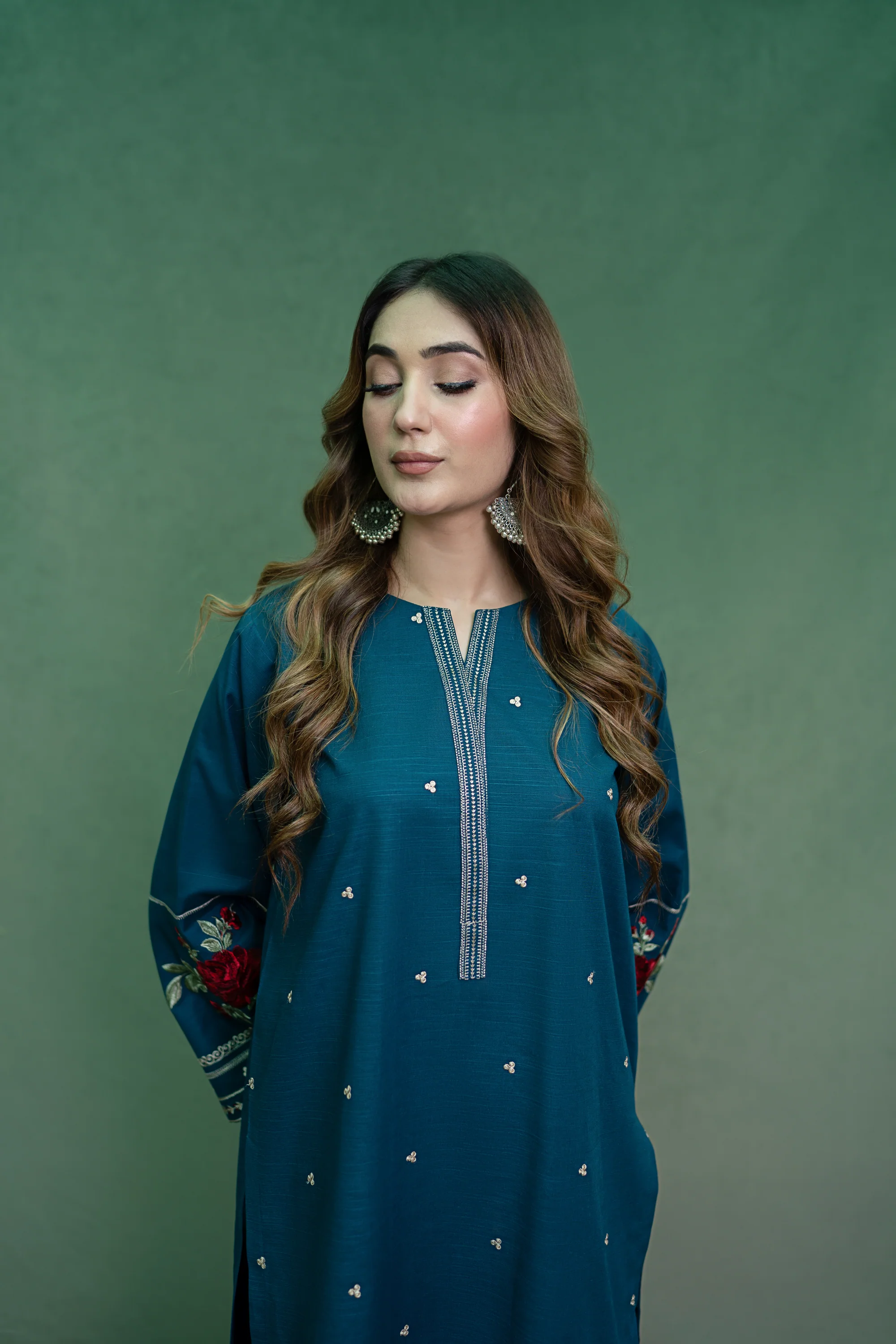 GULRUKH - Image 11