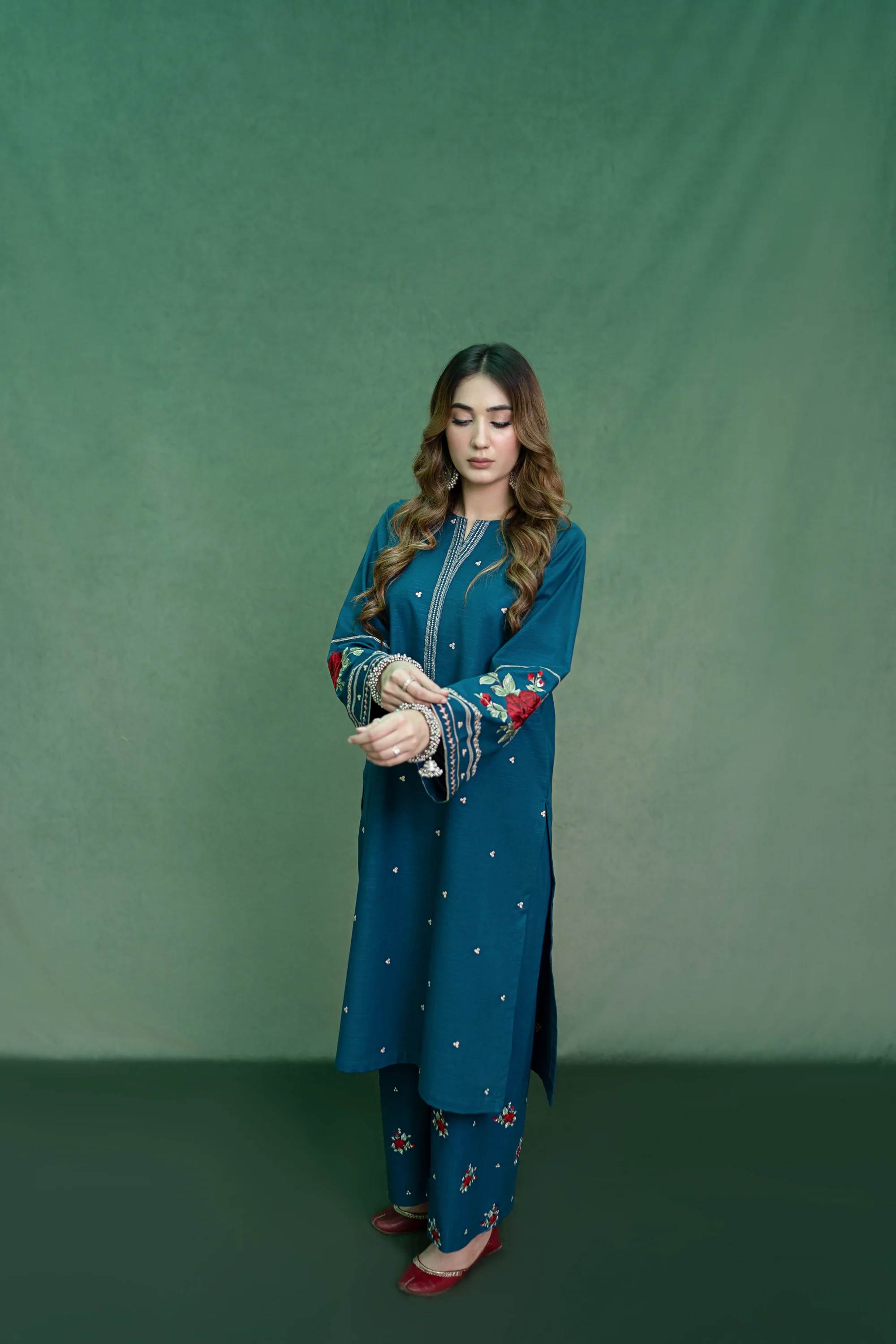 GULRUKH - Image 5
