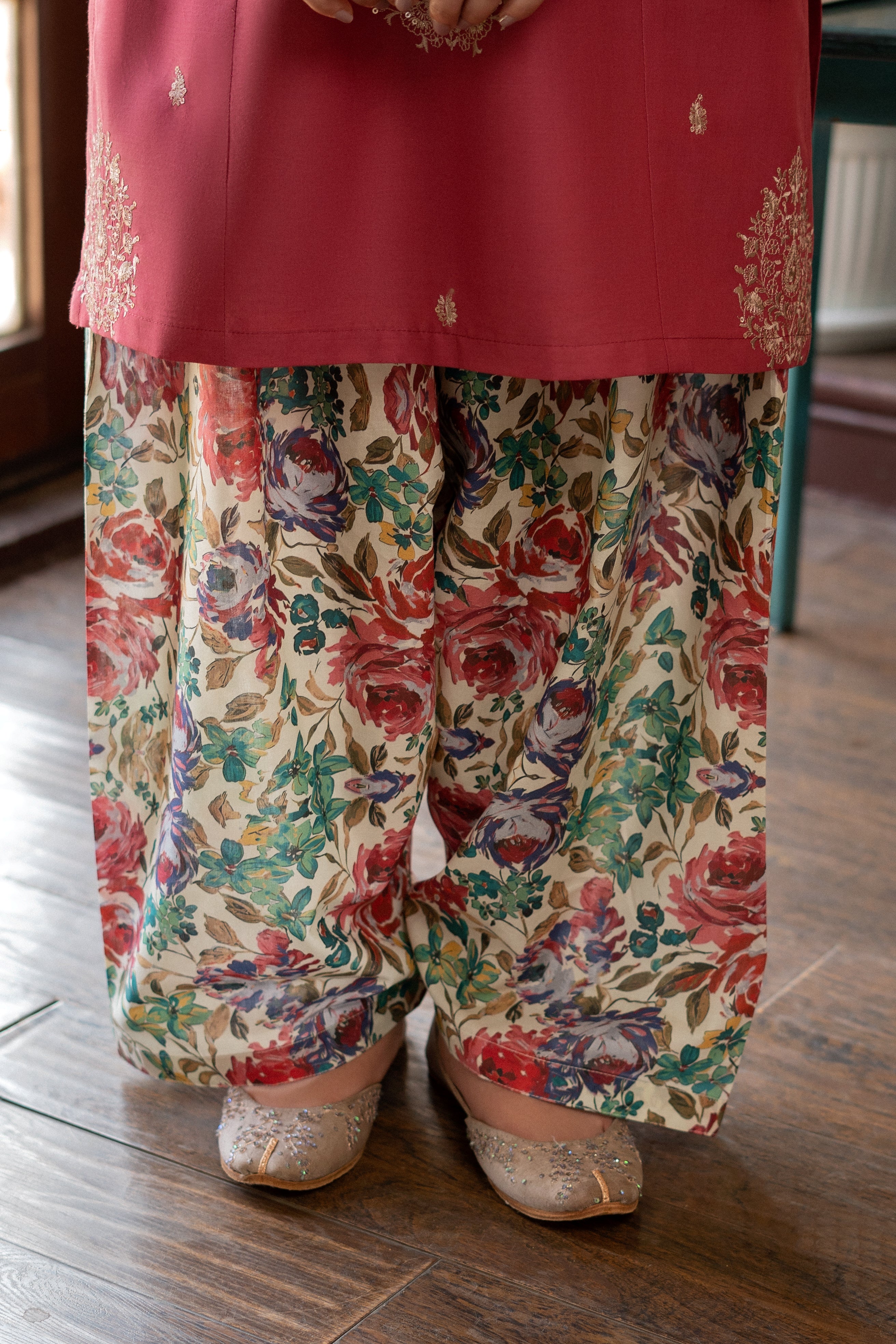 HANEENS - Image 7
