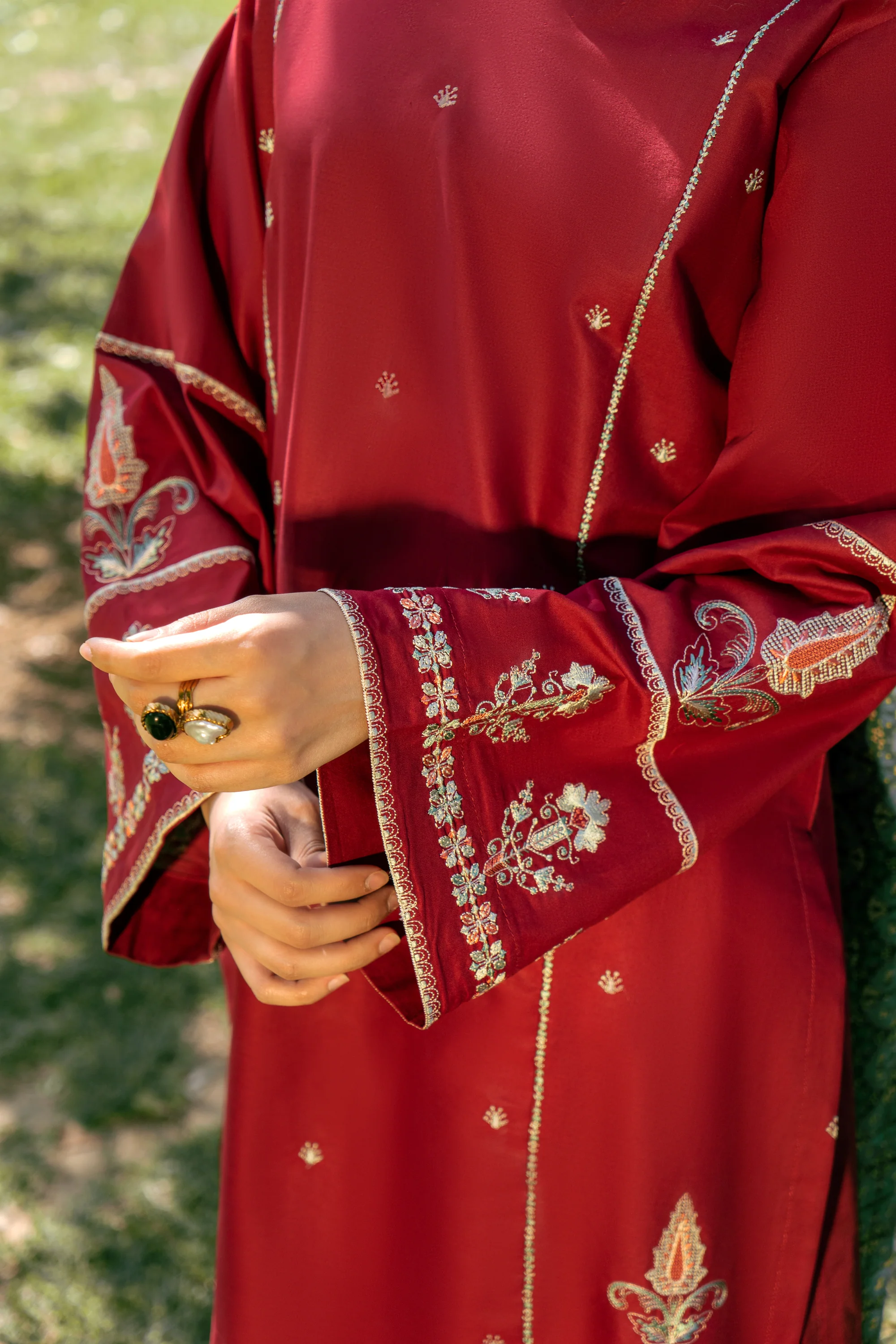 JULIA - Image 6