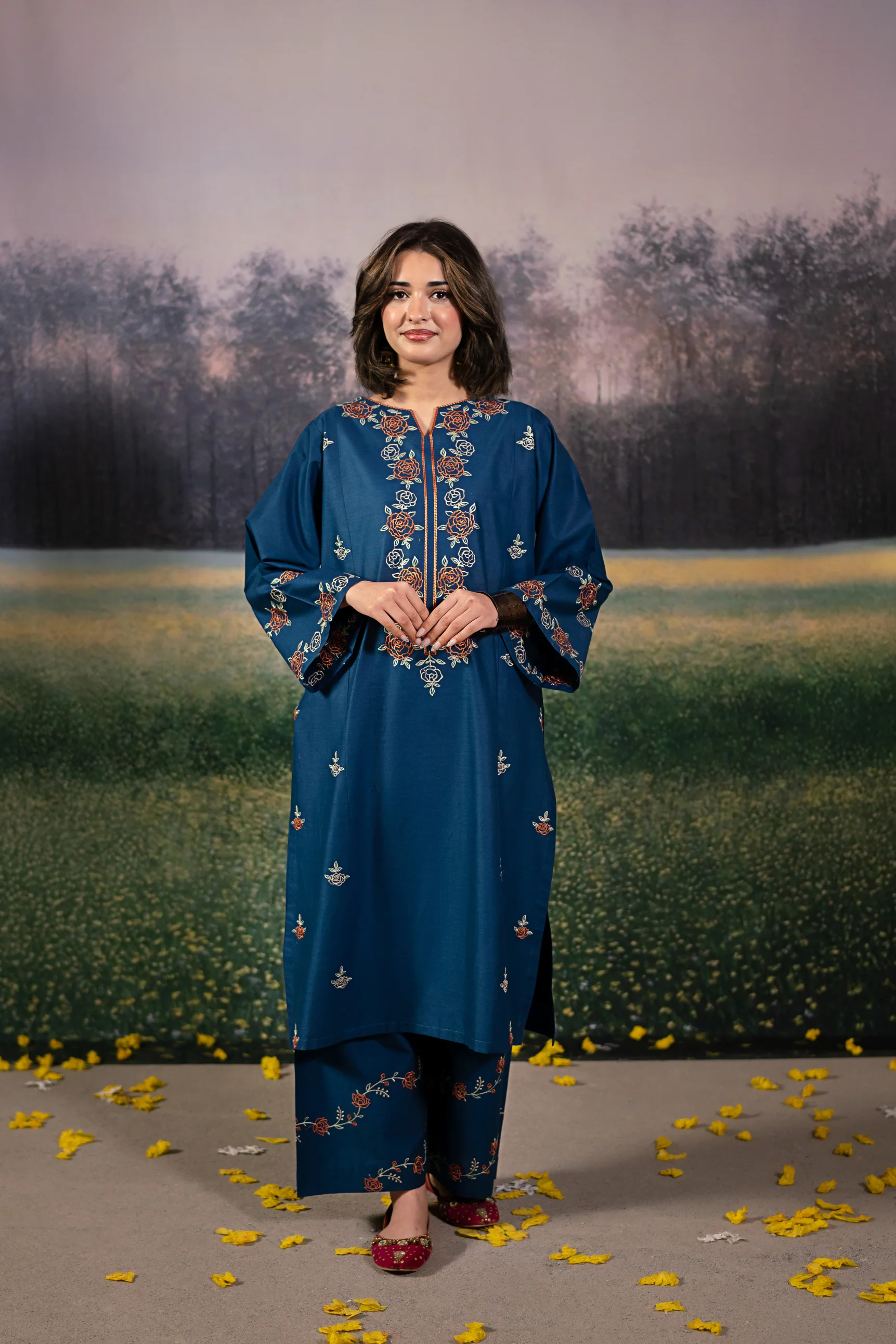 LEENA - Image 3