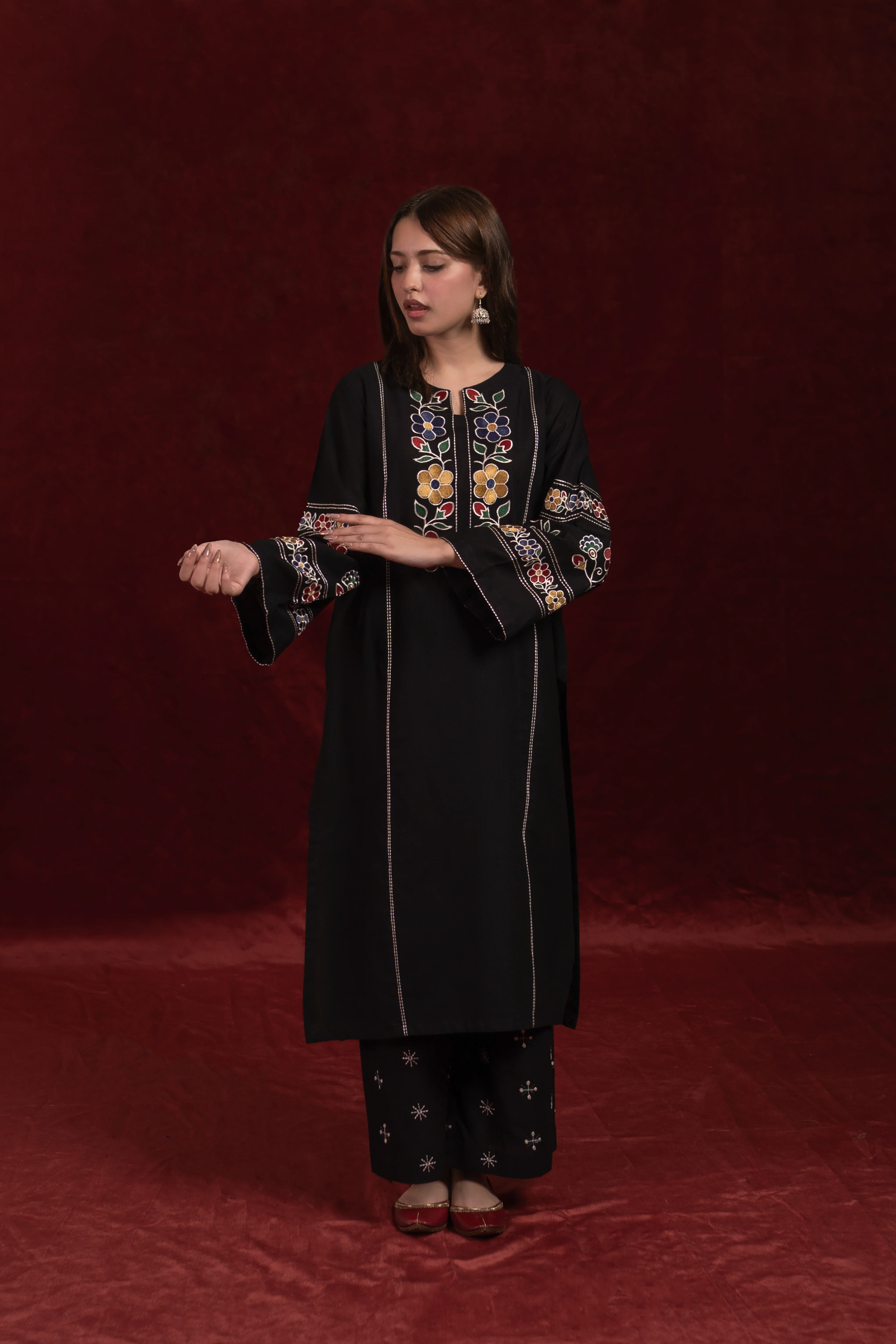 LEORA - Image 8