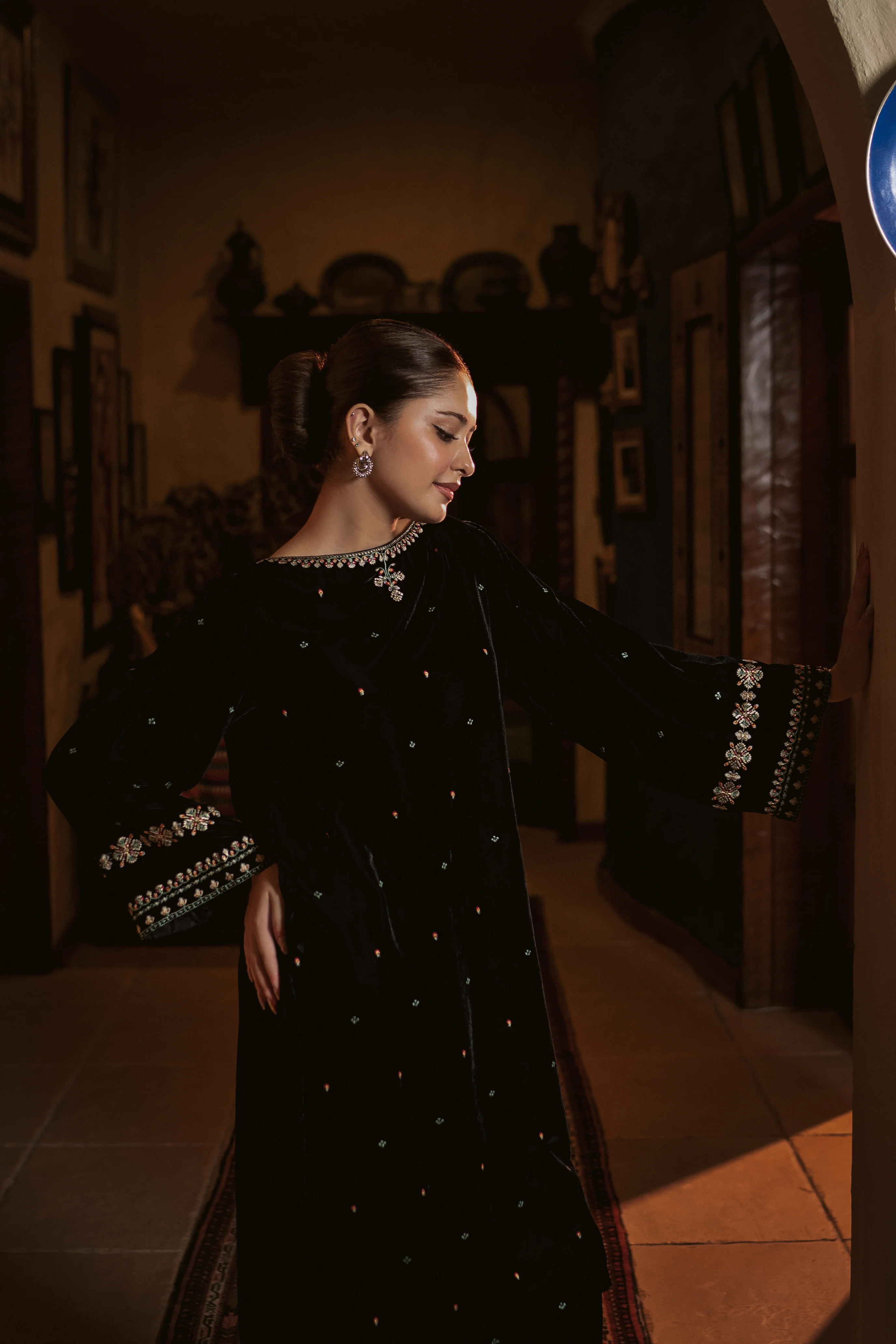 MAHNOOR - Image 3