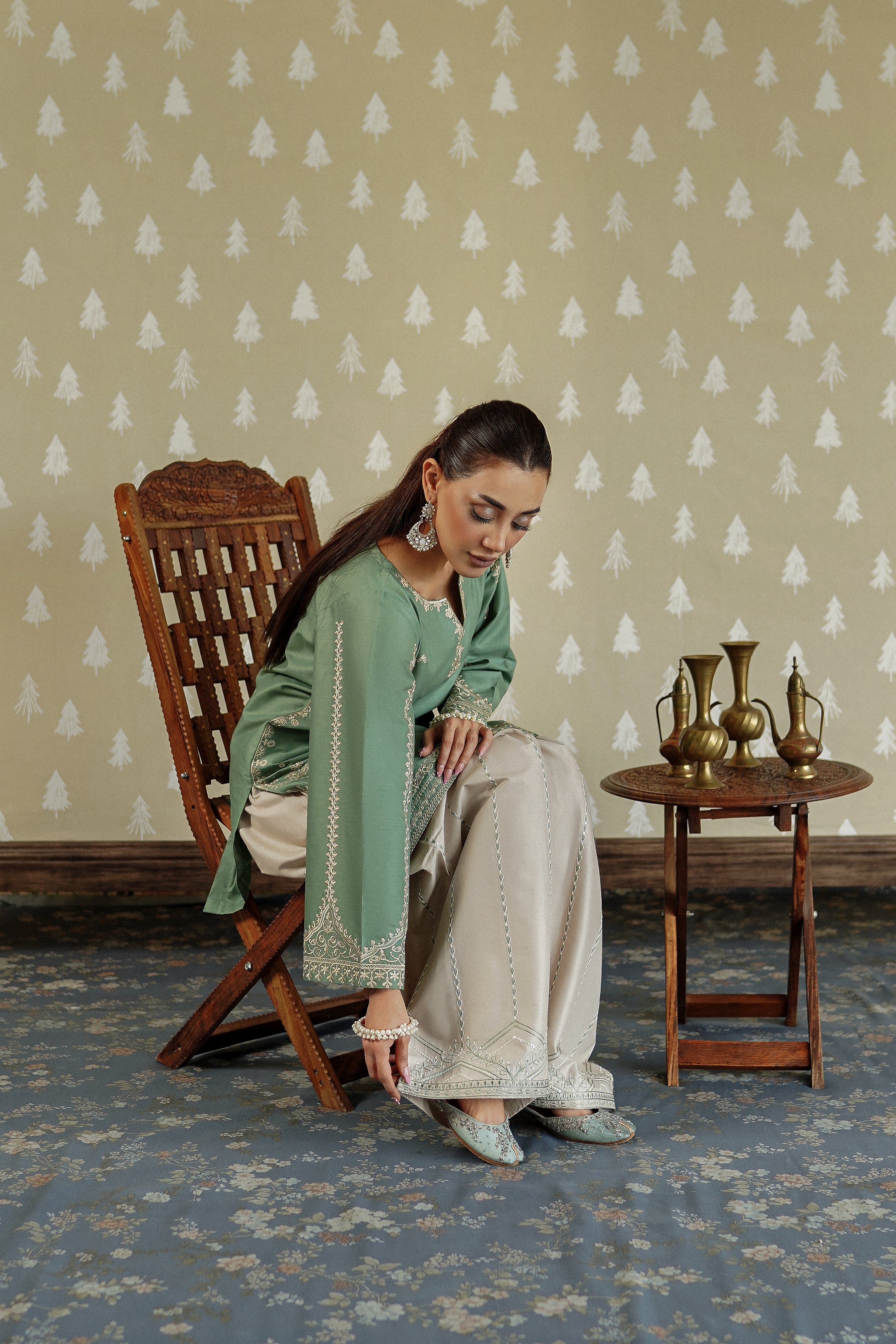 QUEEN - Image 5