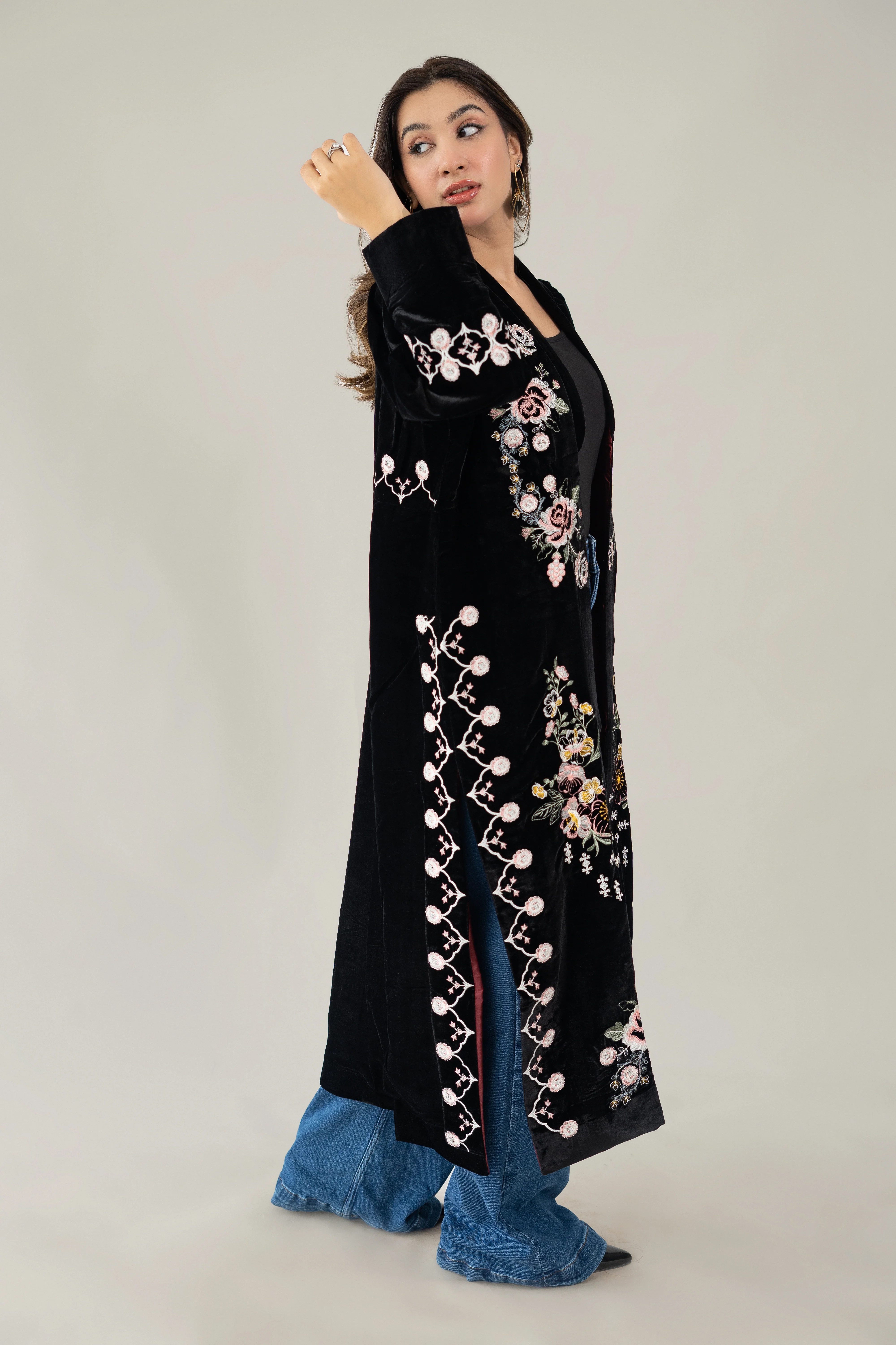 SHEHNAZ GOWN - Image 4
