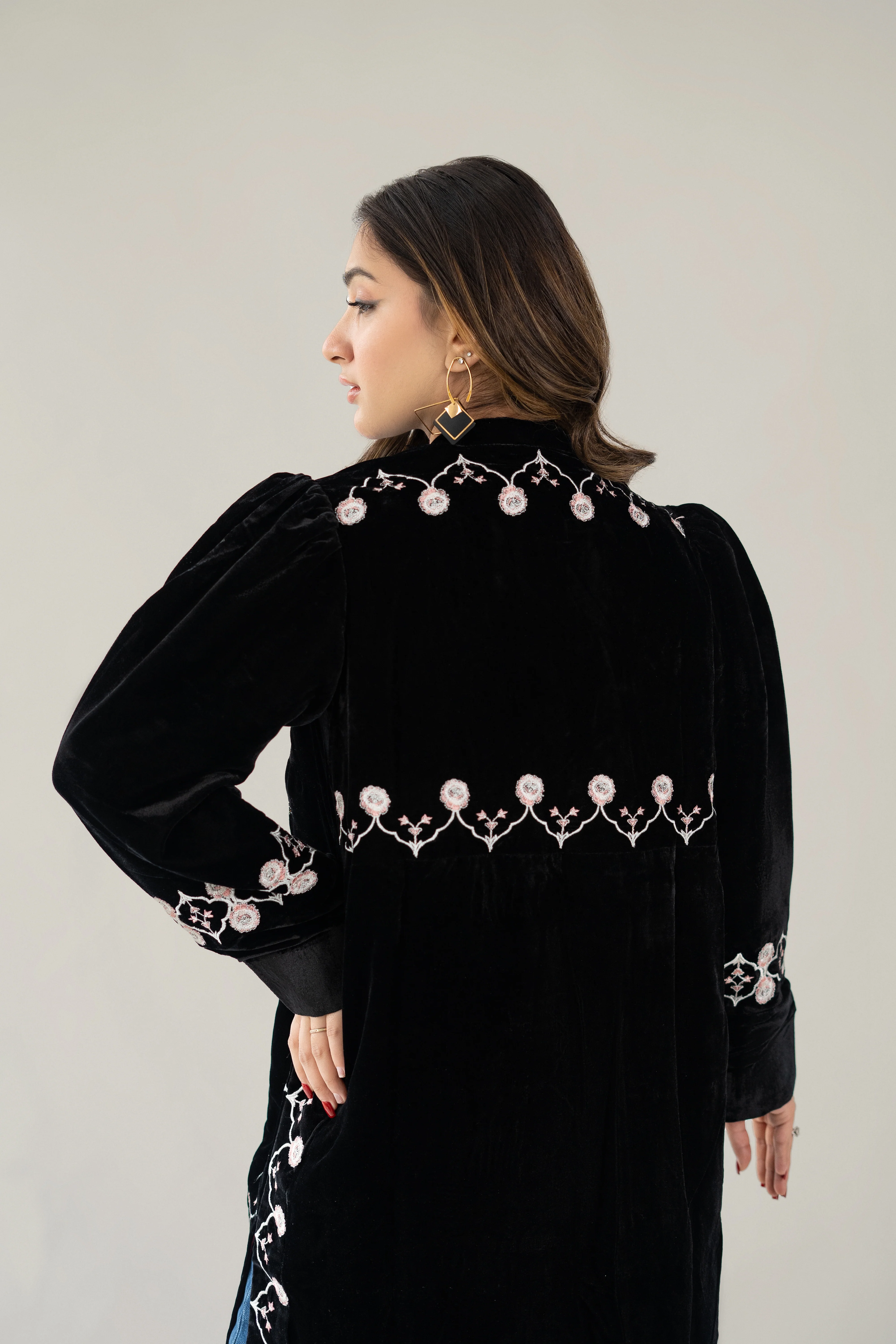 SHEHNAZ GOWN - Image 8
